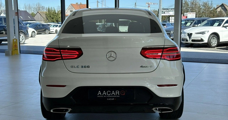 Mercedes-Benz GLC cena 159900 przebieg: 155464, rok produkcji 2017 z Tarczyn małe 781